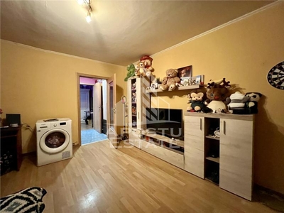 Apartament 2 camere, parter inalt, centrala proprie, Simion Barnutiu