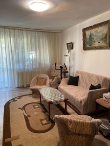 Apartament 2 camere (utilat-mobilat), situat in zona Vlahuta