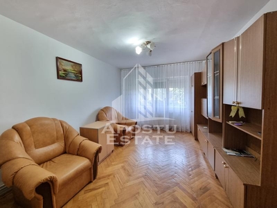 Apartament 3 camere, 2 bai, centrala proprie, Calea Aradului