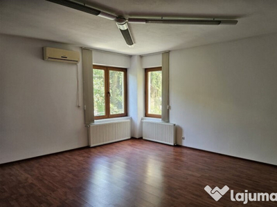 Apartament 3 camere-zona Ferdinand