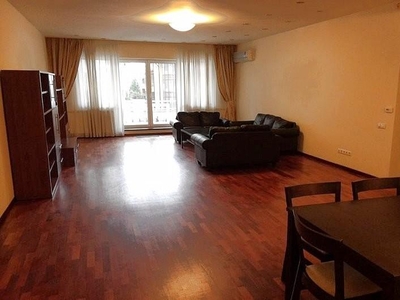 APARTAMENT 4 CAMERE