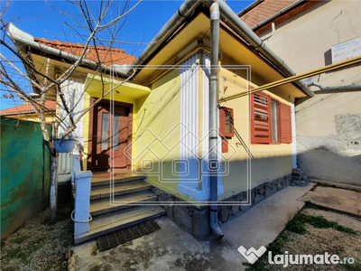 Casa la cheie in Piata Cluj, teren 545 mp, disponibila imedi