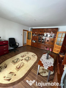 Particular - Apartament 2 camere Costieni