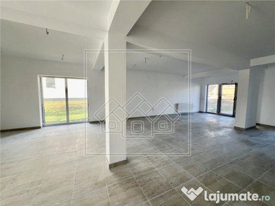 Spatiu comercial in Davinci Homes, predare la CHEIE, 216 mp