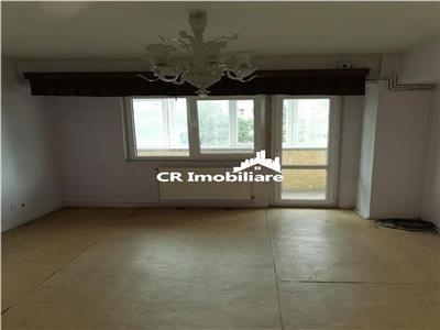 Vanzare Apartament 3 camere Militari