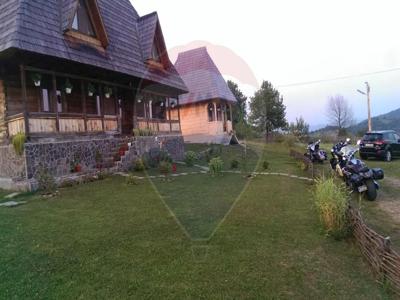 Hotelpensiune 9 camere vanzare in Maramures, Botiza