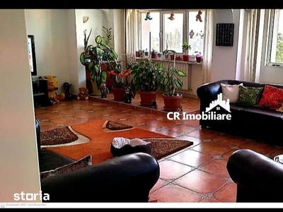 Apartament 3 camere zona centrala