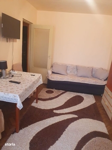 Apartament cu 2 camere, DECOMANDAT, zona Alexandru cel Bun