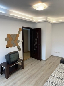 Apartament 2 camere de vanzare, ultracentral, Bacau