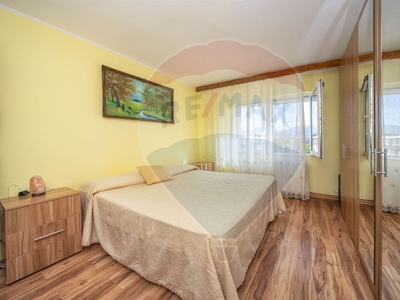 Apartament 2 camere vanzare in bloc de apartamente Brasov, Tractorul