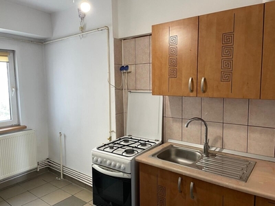 Apartament 3 camere Ferentari, Salaj de vanzare apartament 3 camere decoman