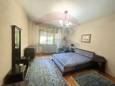 Apartament 3 camere inchiriere in casă vilă Sibiu, Calea Dumbravii