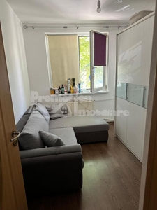 Apartament 3 camere renovat, Velenta