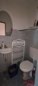 Apartament 3 camere str.Savenilor, etaj 2