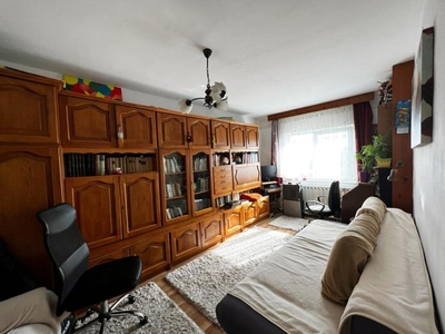 Apartament cu 3 camere - Velenta - 65.300a