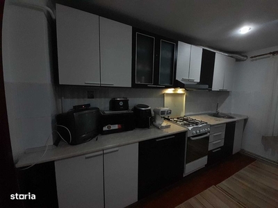 APARTAMENT 3 CAMERE/ ZONA ULTRACENTRALA/ PLOIESTI