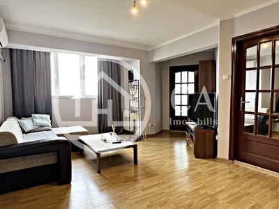 Apartament tip Penthouse de vanzare cu 3 camere in zona Dacia, Oradea