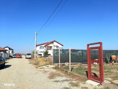 Lot de casa intravilan la intrare in comuna Berceni