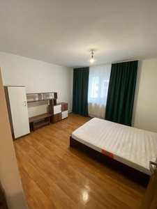 Vand apartament 2 camere Banca Nationala