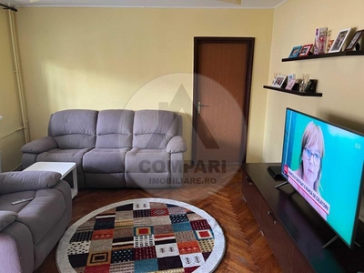 Vand apartament 3 camere Alexandru cel Bun