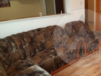 Vand apartament 3 camere Spitalul Judetean