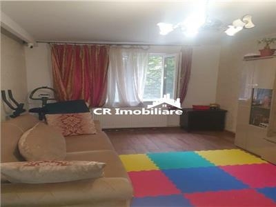 Vanzare apartament 3 camere Dristor