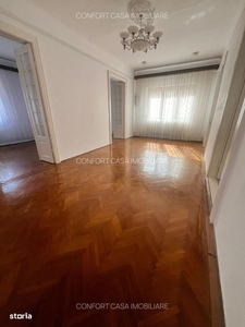 Apartament semidecomandat, cu 3 camere, zona Borhanci