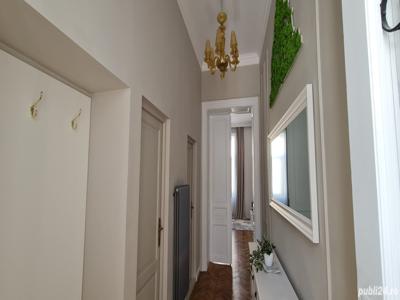 Apartament 2 camere high class, ultracentral, complet amenajat/ mobilat si dotat in 2022