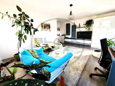 Apartament superb 2 camere, decomandat, terasa 90 mp, Andrei Muresanu