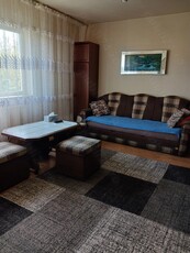 Al.Filaturii, apartament cu 2 camere decomandat, etaj intermediar, imbunatatiri.