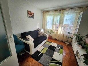 Apartament 2 camere ,etaj 2