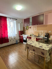 Apartament 2 camere open space in zona Cora