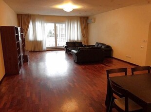 APARTAMENT 4 CAMERE