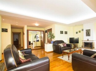 APARTAMENT 4 CAMERE