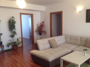 APARTAMENT 4 CAMERE