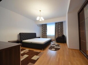 APARTAMENT 4 CAMERE