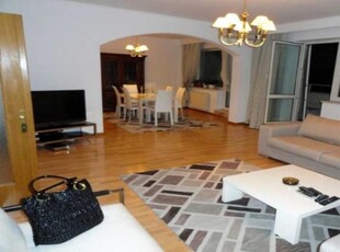 APARTAMENT 4 CAMERE