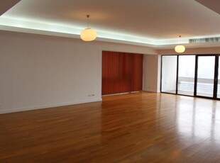 APARTAMENT 4 CAMERE