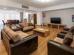 APARTAMENT 4 CAMERE