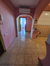 APARTAMENT 4 CAMERE-RAHOVA-DUMBRAVA NOUA-BARCA-2 BALCOANE-2