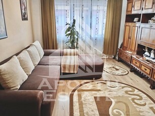 Apartament cu 2 camere, decomandat, Str Libertatii, Otelu Rosu