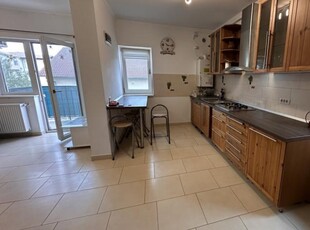 Apartament cu 2 camere la etajul 1 + 2 locuri de parcare, zona Braytim