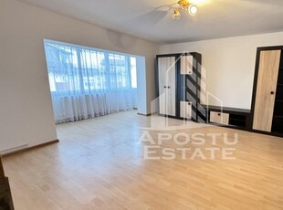 Apartament cu o camera spatios, centrala proprie, zona Sagului