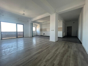 Apartament de renovat