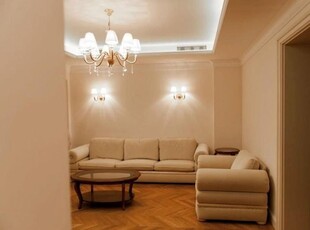 Aviatorilor apartment for rent