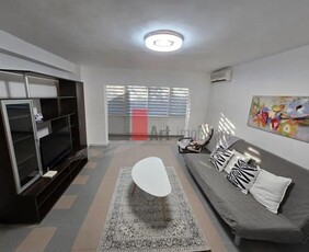 De inchiriat apartament 2 camere Vitan Mall