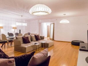 For rent apartment with wonderful view to Herastrau Park