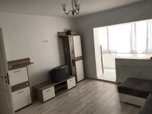 Inchiriez apartament 3 camere