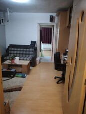 Inchiriez apartament cu 2 camere