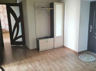 Inchiriez apartament cu 2 camere in cartierul Zorilor